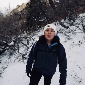 Meet your Posher, Hallie